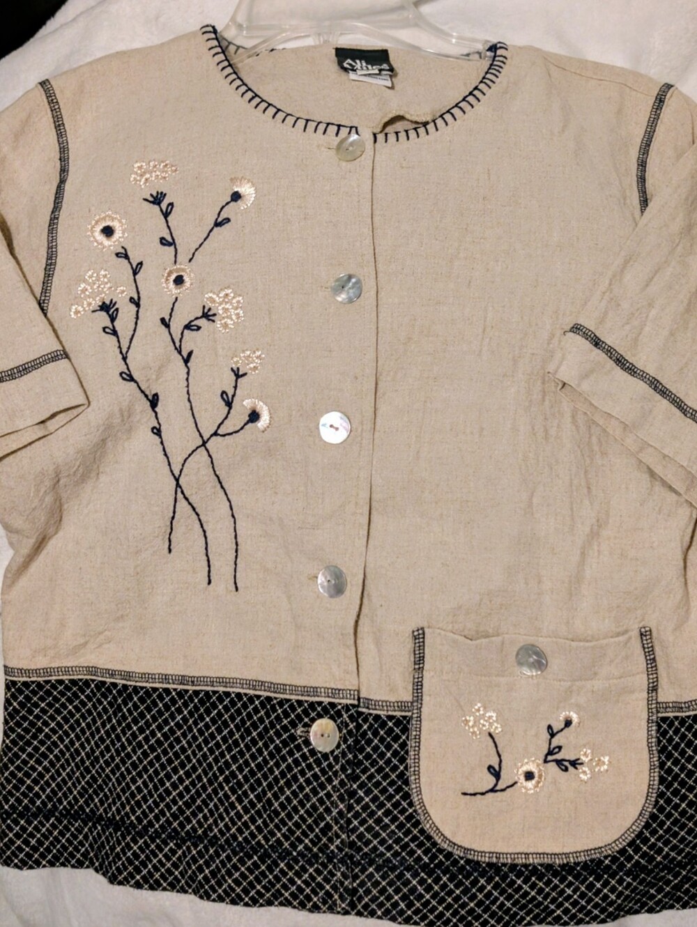 Ali Miles Embroidered Beige Linen Blend Top - Neutral Floral Design Size Small